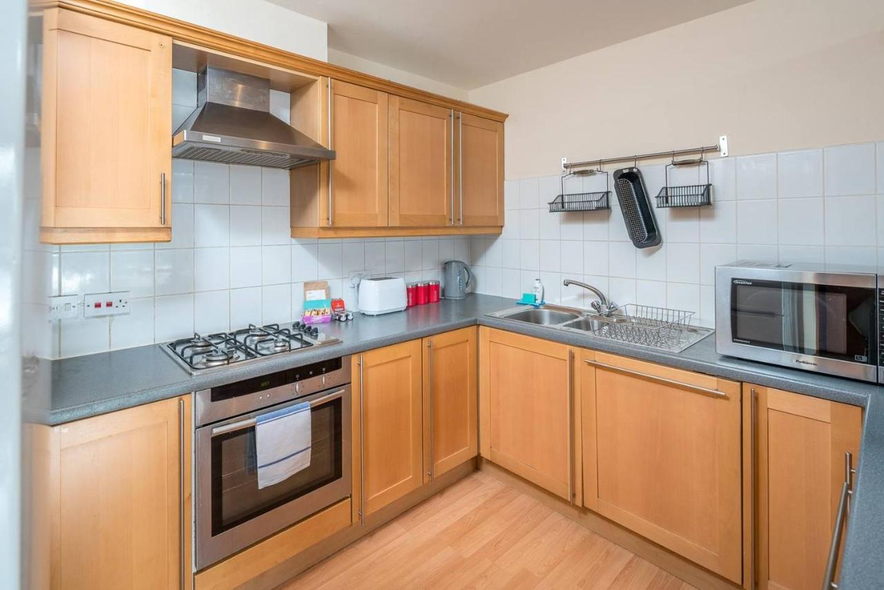 Apartament Bright 2 Bed 2 Bath Near Canary Wharf